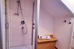 Alpenglück-Badezimmer-1280